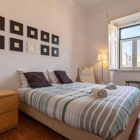 Typical Lisbon Apartment 2Bdr Luaran gambar