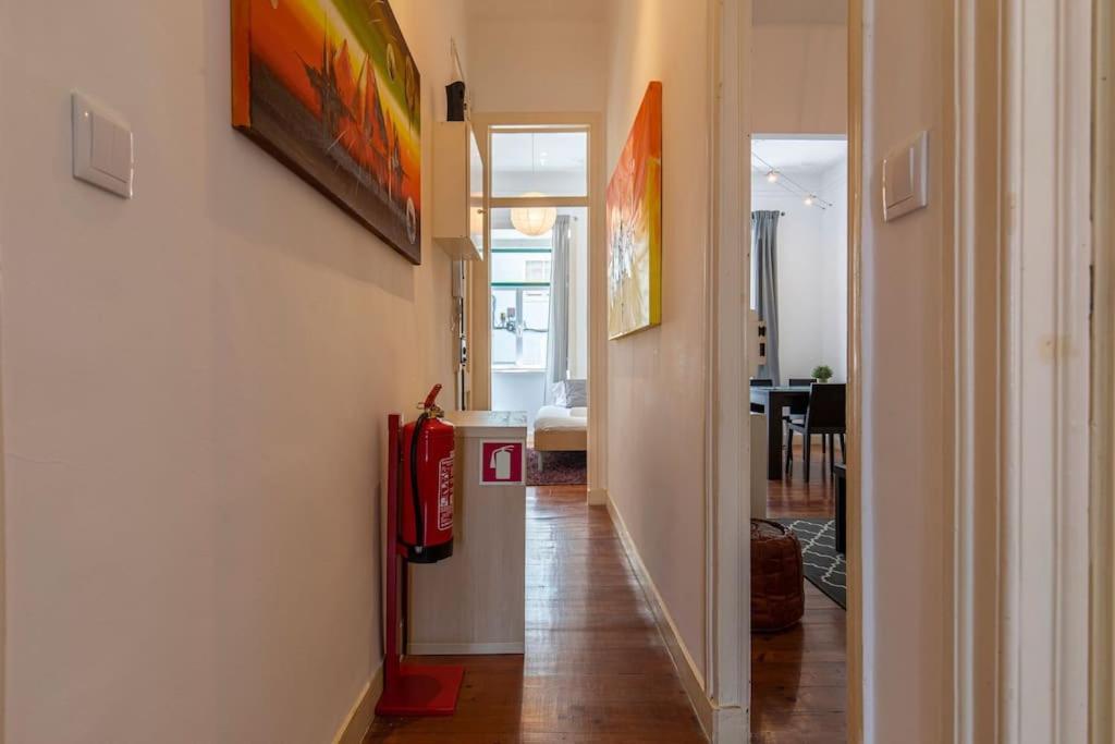 Typical Lisbon Apartment 2Bdr Luaran gambar