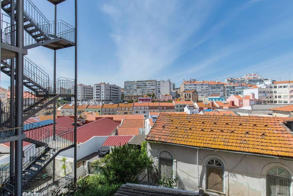 Typical Lisbon Apartment 2Bdr Luaran gambar